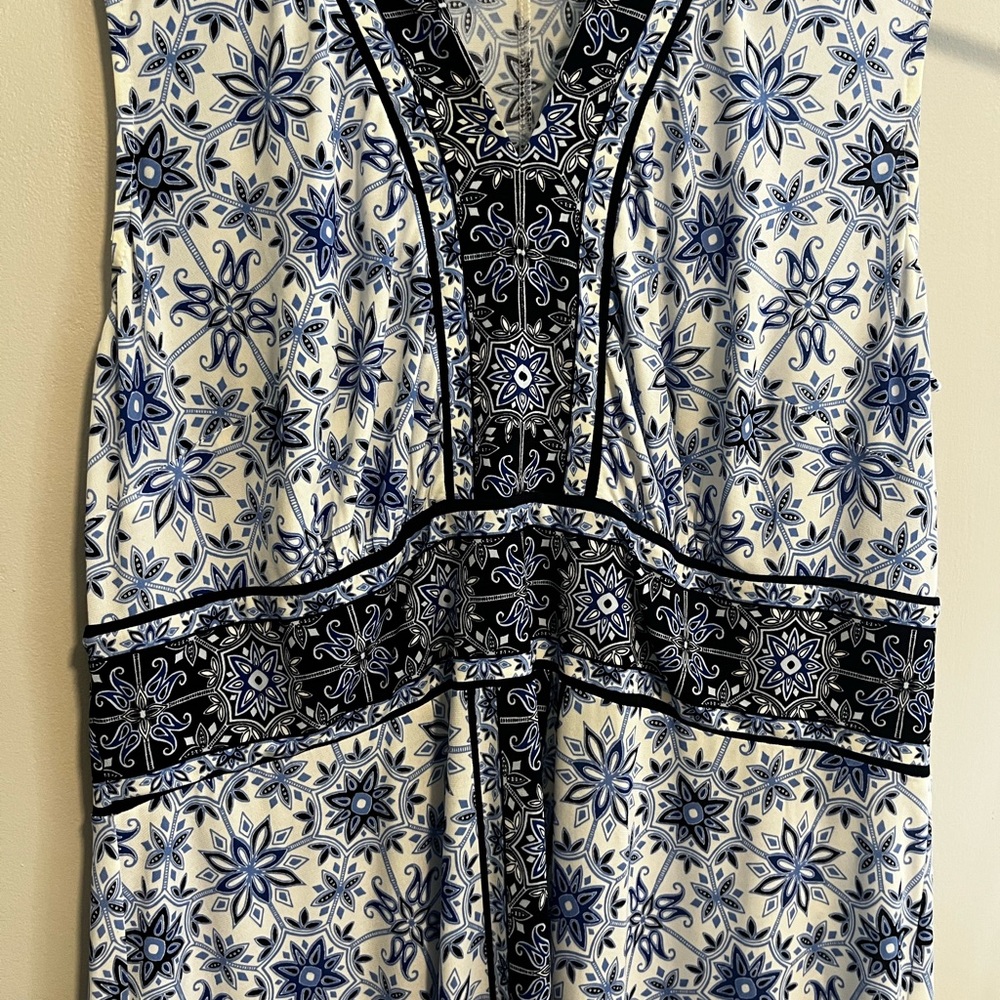 London Times Navy and White Floral Dress